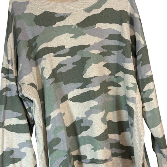 Aerie Camo Oversized Sweatshirt Size L - Picture 2 of 6
